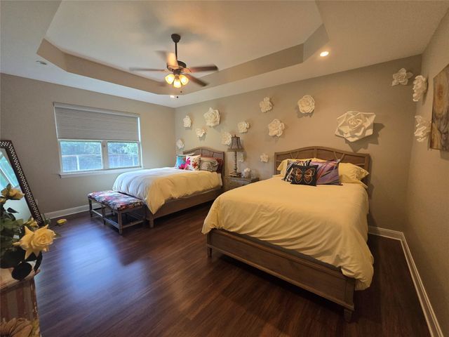 140 Manawianui DR, Bastrop, TX 78602