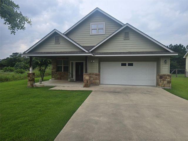 140 Manawianui DR, Bastrop, TX 78602