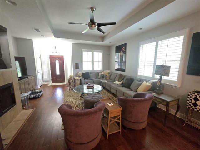 140 Manawianui DR, Bastrop, TX 78602
