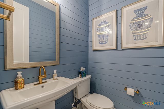 905 Easy Gruene, New Braunfels, TX 78130