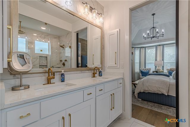 905 Easy Gruene, New Braunfels, TX 78130