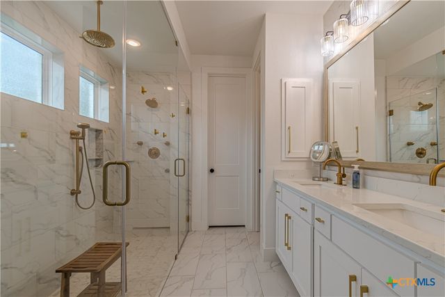 905 Easy Gruene, New Braunfels, TX 78130