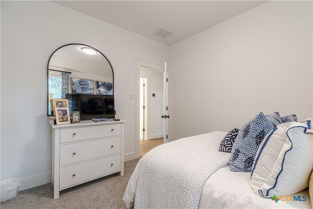 905 Easy Gruene, New Braunfels, TX 78130