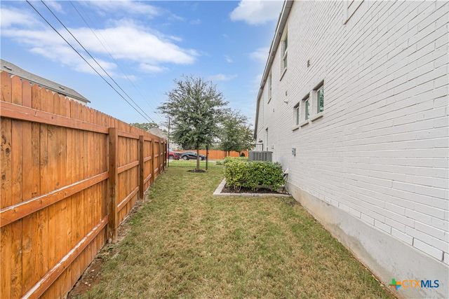 905 Easy Gruene, New Braunfels, TX 78130