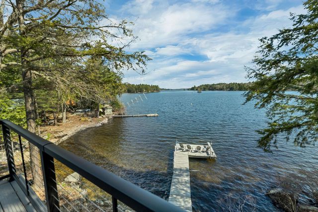 5 Fir Tree Lane, Moultonborough, NH 03254