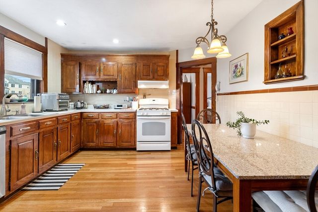 21-23 Seventh St, Medford, MA 02155