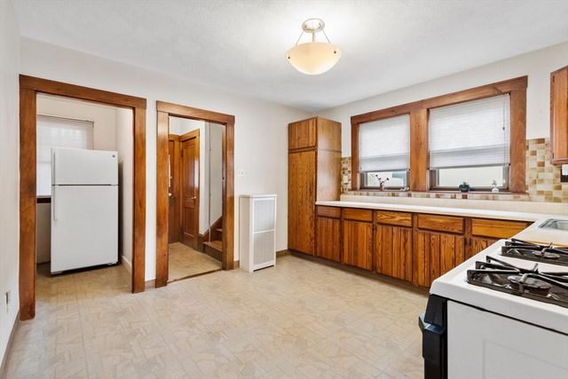 21-23 Seventh St, Medford, MA 02155