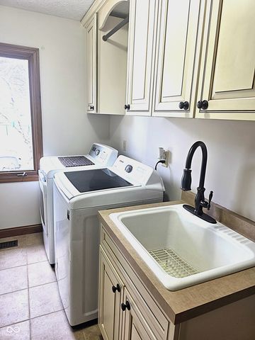 11020 Mallard Court, Indianapolis, IN 46278