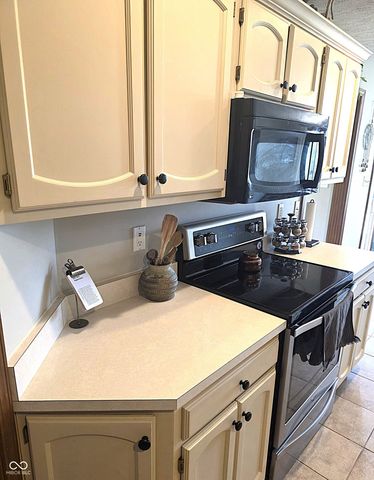 11020 Mallard Court, Indianapolis, IN 46278