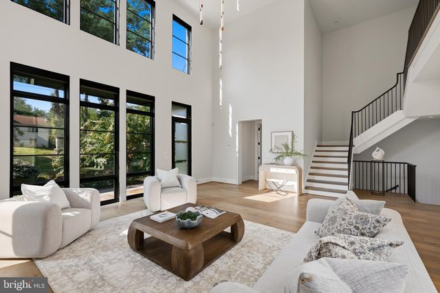 1137 BASIL RD, Mclean, VA 22101