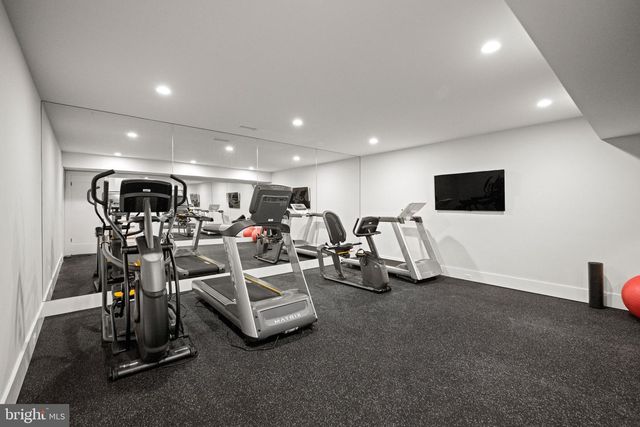 1137 BASIL RD, Mclean, VA 22101