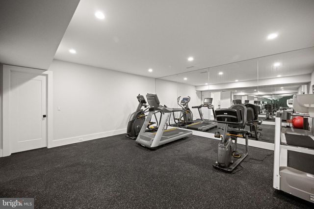 1137 BASIL RD, Mclean, VA 22101