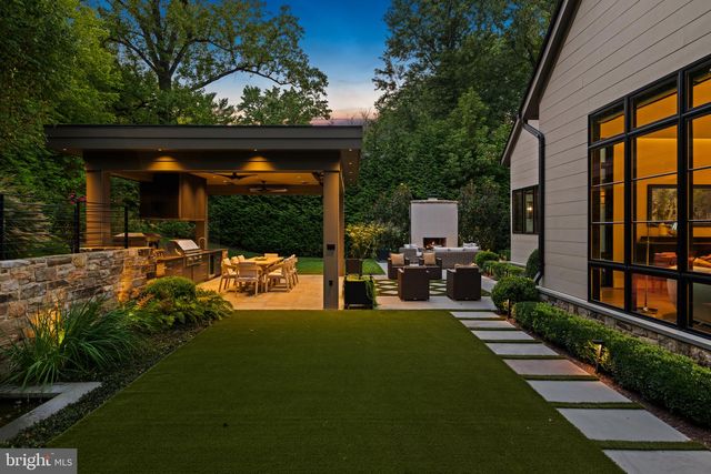 1137 BASIL RD, Mclean, VA 22101