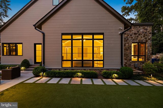 1137 BASIL RD, Mclean, VA 22101