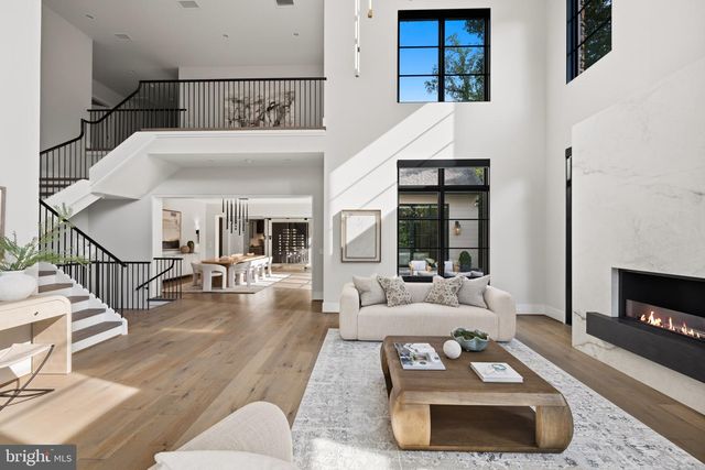 1137 BASIL RD, Mclean, VA 22101