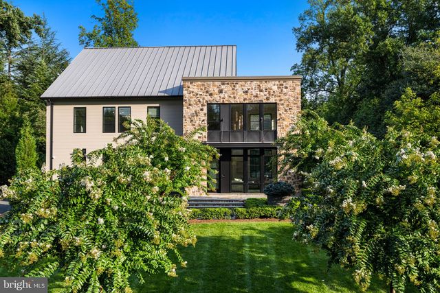 1137 BASIL RD, Mclean, VA 22101