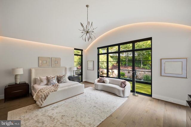 1137 BASIL RD, Mclean, VA 22101