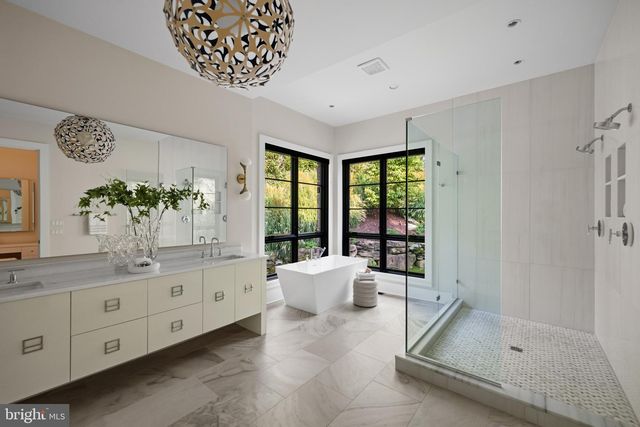 1137 BASIL RD, Mclean, VA 22101