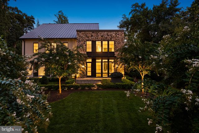 1137 BASIL RD, Mclean, VA 22101