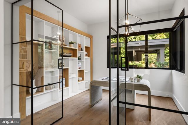 1137 BASIL RD, Mclean, VA 22101