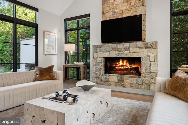 1137 BASIL RD, Mclean, VA 22101