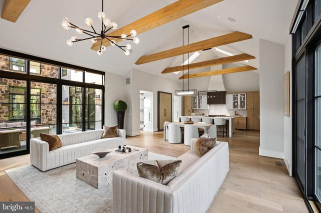 1137 BASIL RD, Mclean, VA 22101
