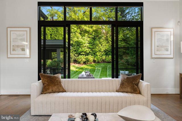1137 BASIL RD, Mclean, VA 22101