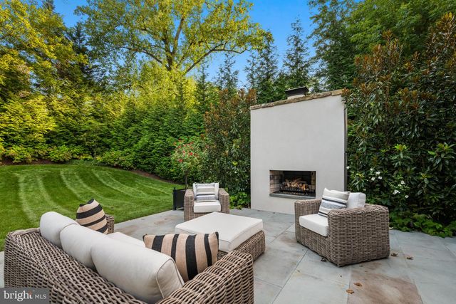 1137 BASIL RD, Mclean, VA 22101