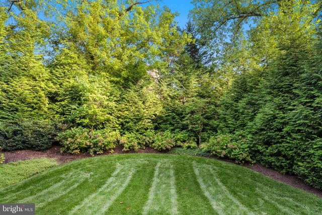 1137 BASIL RD, Mclean, VA 22101