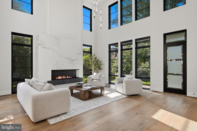1137 BASIL RD, Mclean, VA 22101
