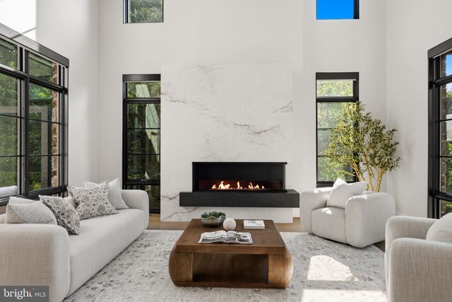 1137 BASIL RD, Mclean, VA 22101