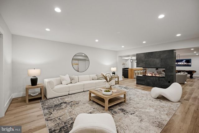1137 BASIL RD, Mclean, VA 22101