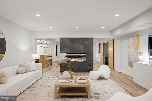 1137 BASIL RD, Mclean, VA 22101