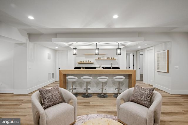 1137 BASIL RD, Mclean, VA 22101