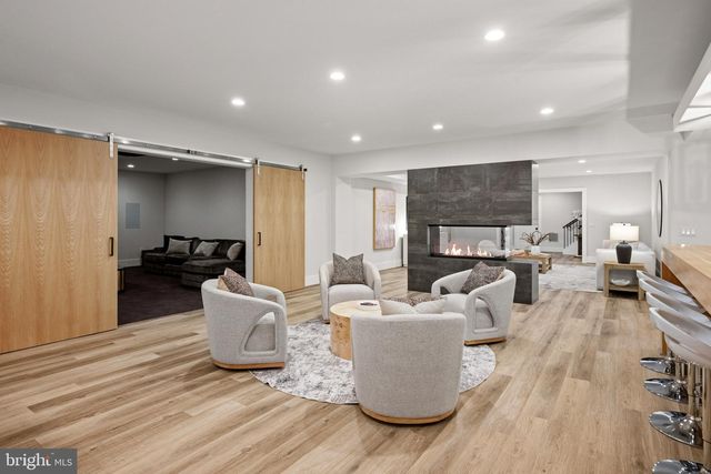 1137 BASIL RD, Mclean, VA 22101