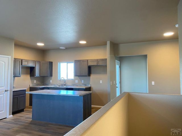3526 Wapiti Ln, Pueblo, CO 81005