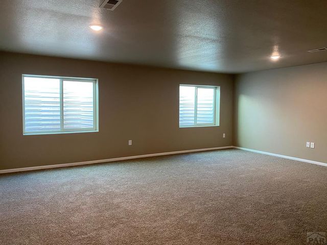 3526 Wapiti Ln, Pueblo, CO 81005