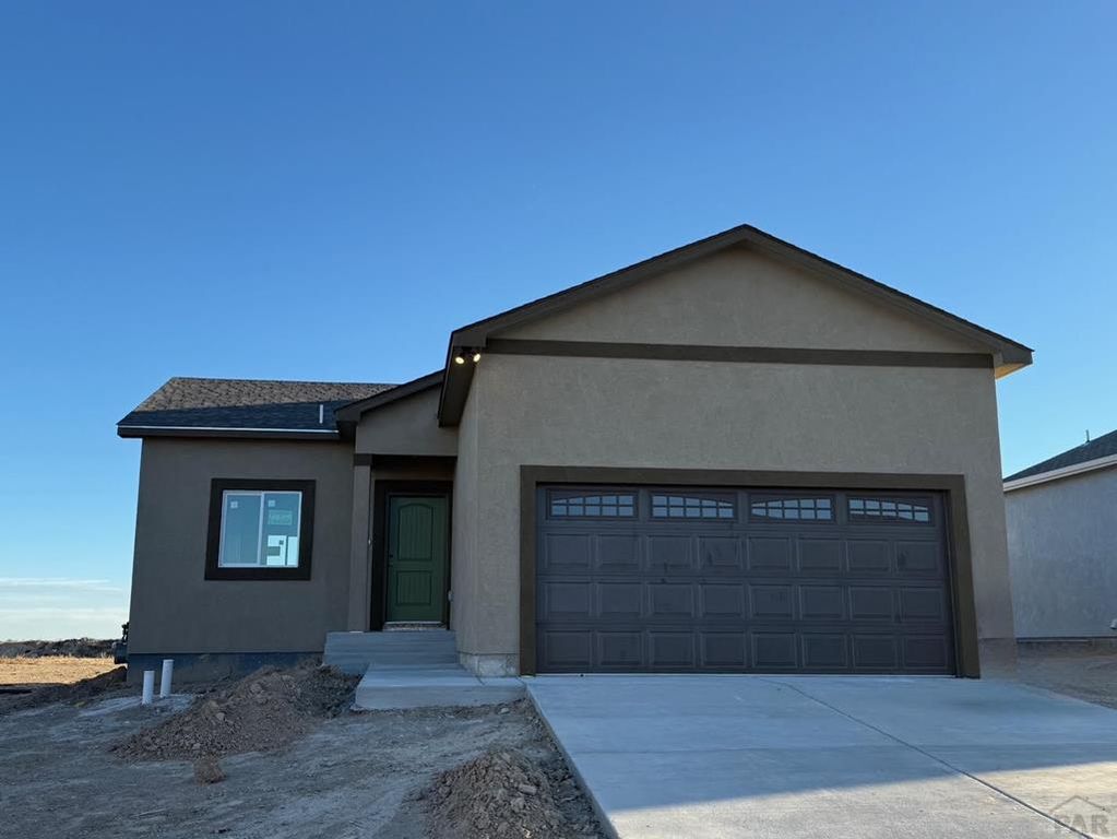 3526 Wapiti Ln, Pueblo, CO 81005