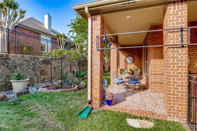 1304 Quaker Drive, Fairview, TX 75069