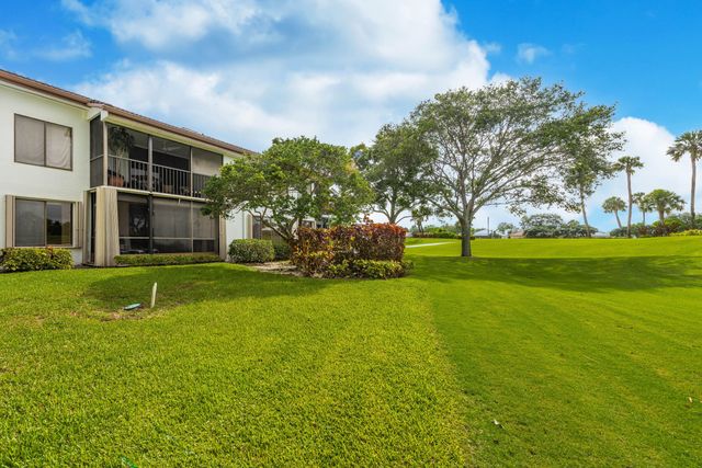 7284 Clunie Place 14502, Delray Beach, FL 33446