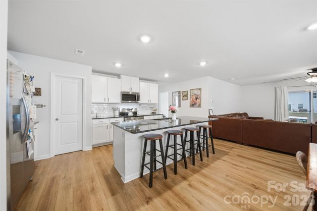 2464 Trollinger Drive, Catawba, NC 28609