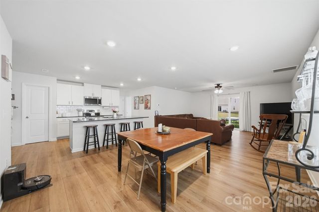 2464 Trollinger Drive, Catawba, NC 28609