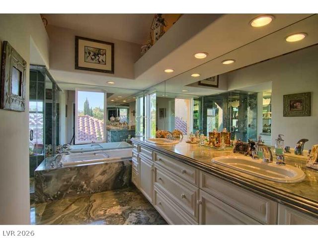 7655 Spanish Bay Drive, Las Vegas, NV 89113