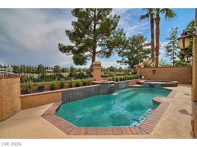 7655 Spanish Bay Drive, Las Vegas, NV 89113
