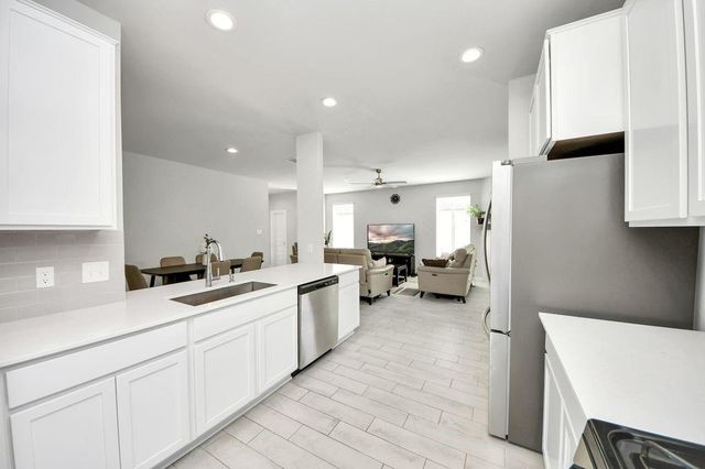 2222 Emerald Diamond Court, Fresno, TX 77545