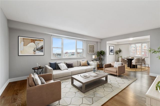 4625 Fifth AVe. 607, Oakland, PA 15213