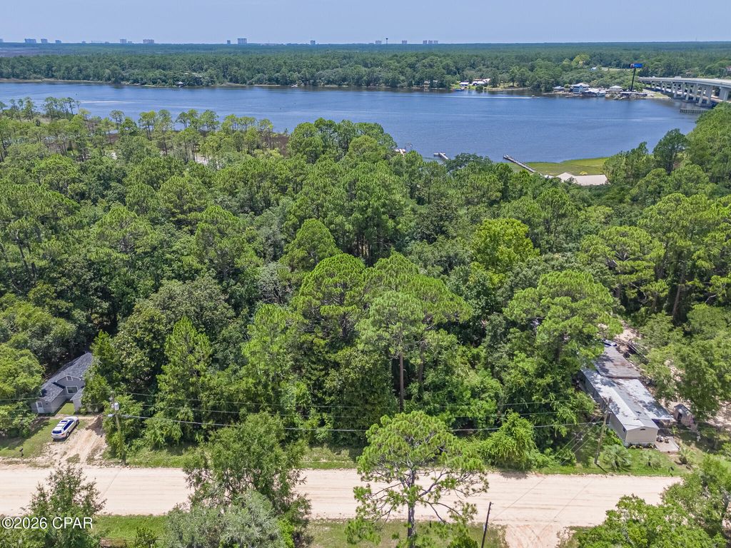 Image 12 of property listing at 8206 Random Road, Panama City Beach, FL 32413