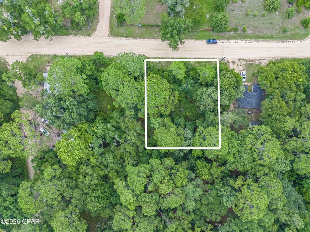 Image 5 of property listing at 8206 Random Road, Panama City Beach, FL 32413