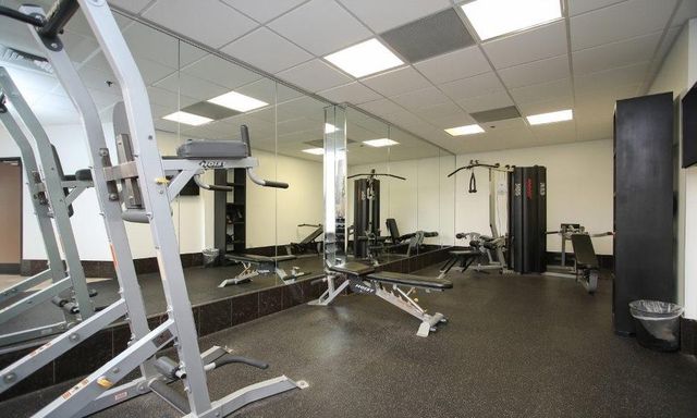 3525 Sage Road 318, Houston, TX 77056