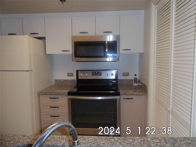 3525 Sage Road 318, Houston, TX 77056